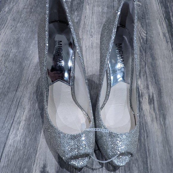 Michael Kors heels - Picture 1 of 5
